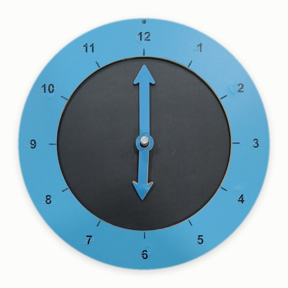 Turn-ado blue circular tactile clock ring with numbers 1 to 12 and two movable clock-hand arrows