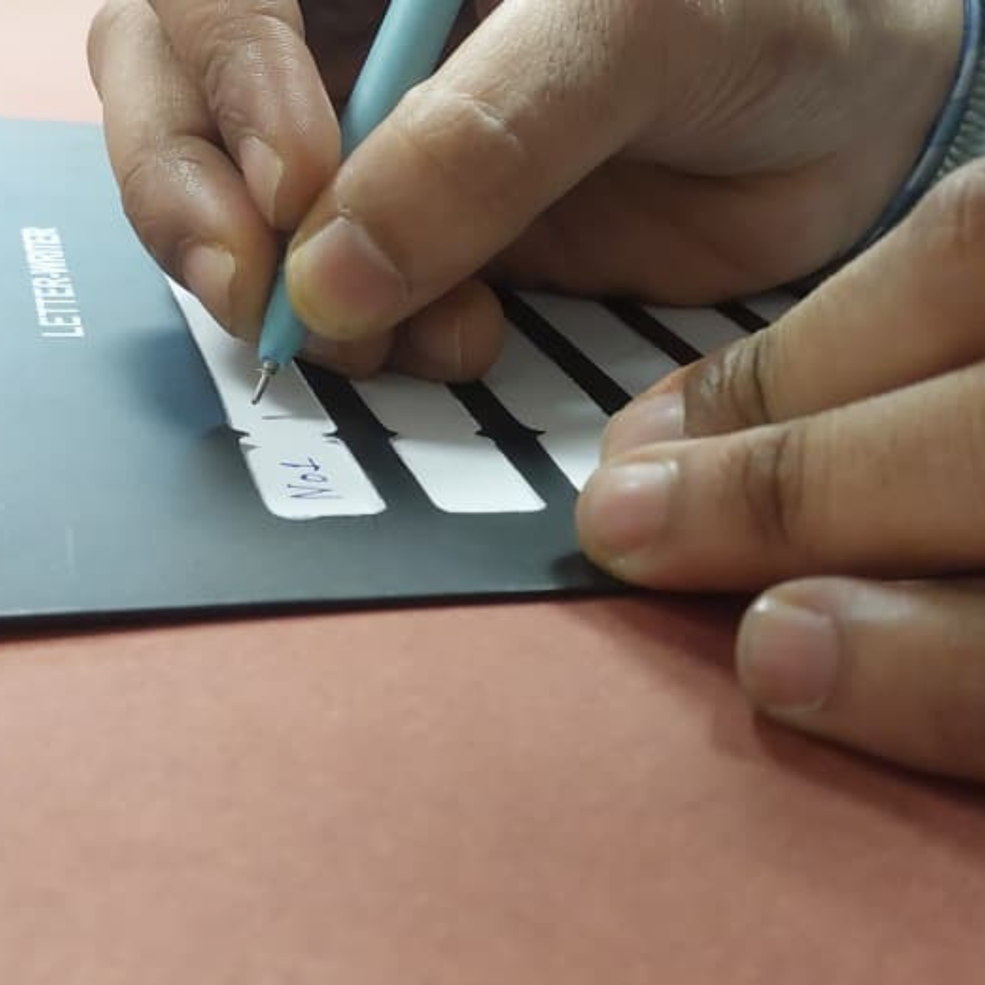 Letter Writer – A4 Writing Guide for Visually Impaired | 13-Line Writing Support Tool